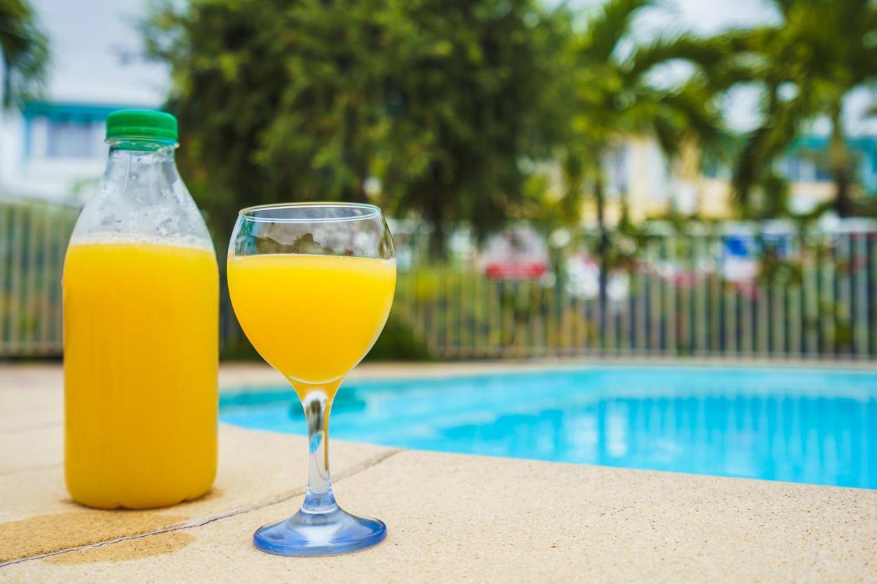 Oasis De Detente - Appartement Le Colibri Blanc Saint-Francois  Εξωτερικό φωτογραφία